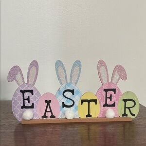 NWT- EASTER- Eggs & Bunnies Decor Sign w/ Glitter Ears, Cottontails & Wood Base